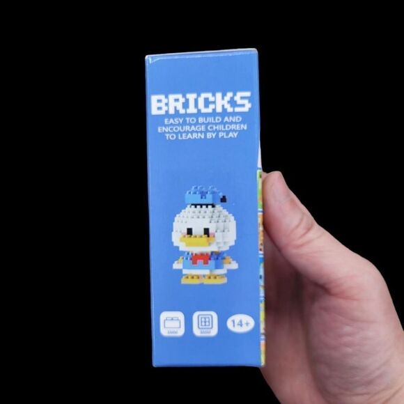 Brand New Disney Donald Duck Bricks Lego Figure - Picture 2 of 5